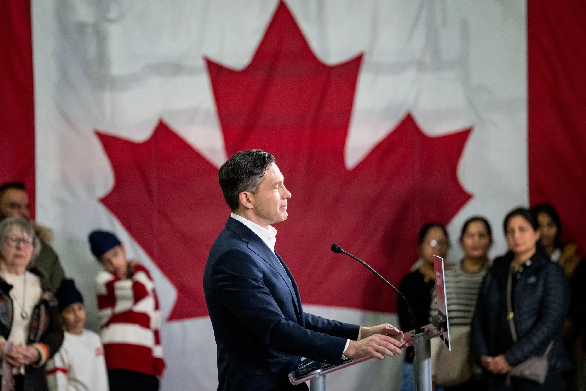 Піер Поілівер пропонує скасувати податок на приріст капіталу за умови реінвестування в Канаді – стратегія економічного відродження